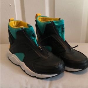 Nike huaraches high top